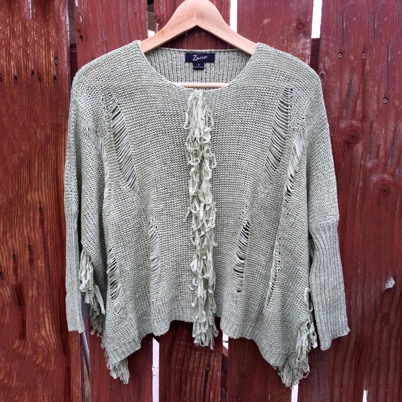 NWT Dolman Sleeve Crochet Top - Picture 3 of 4